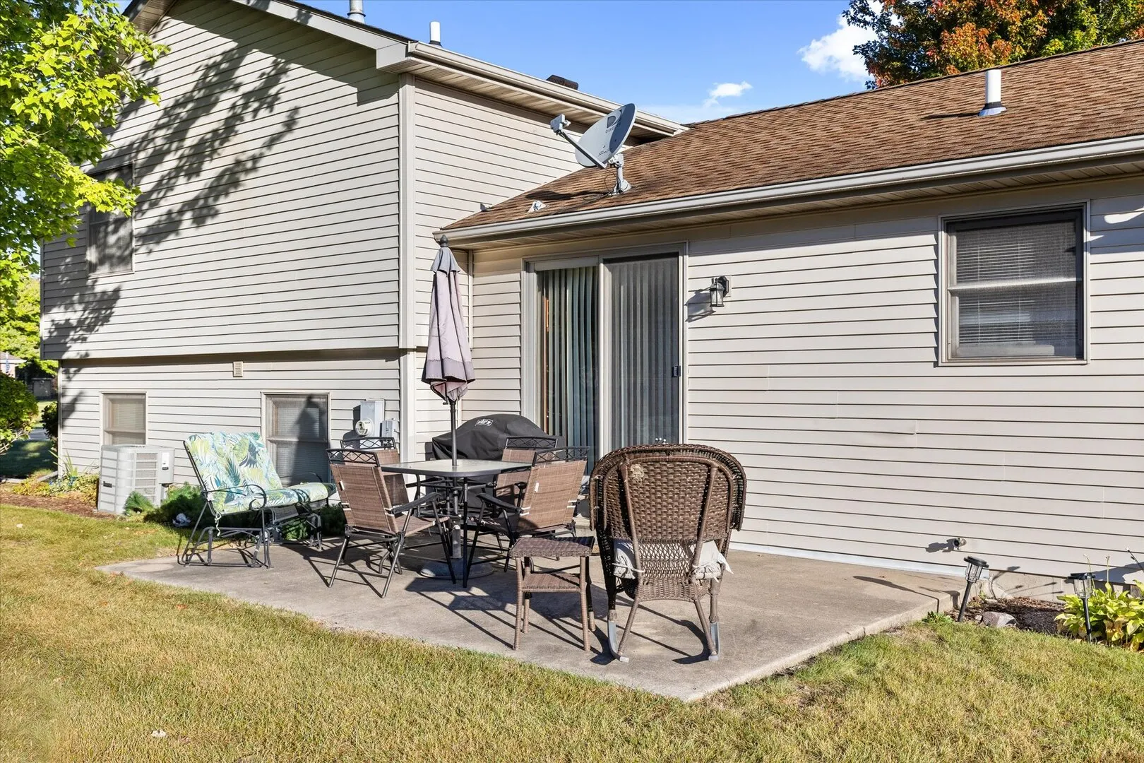2636 Little Bluestem Road IL