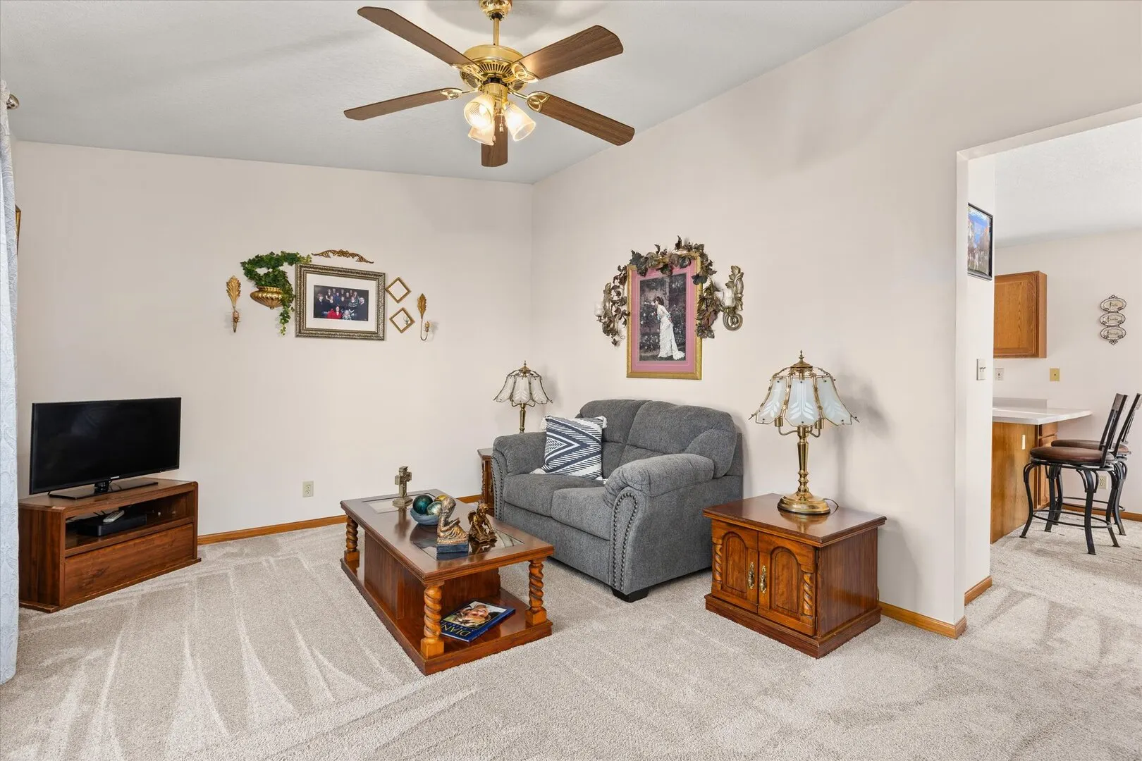 2636 Little Bluestem Road IL