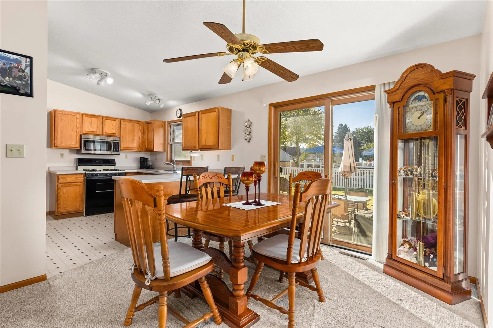 2636 Little Bluestem Road IL