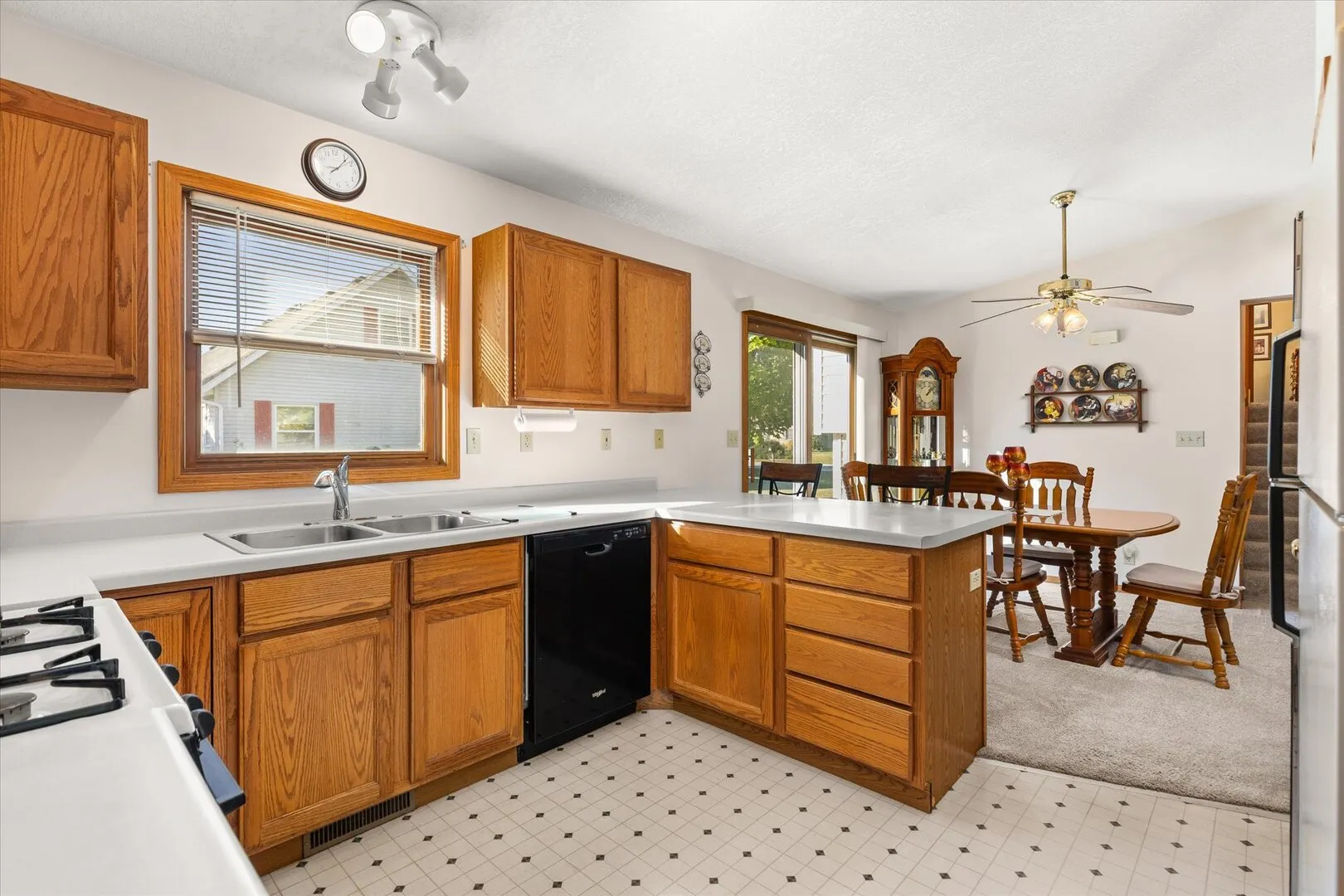 2636 Little Bluestem Road IL