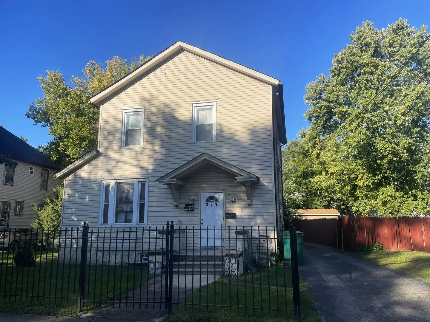 347 Pine Street IL