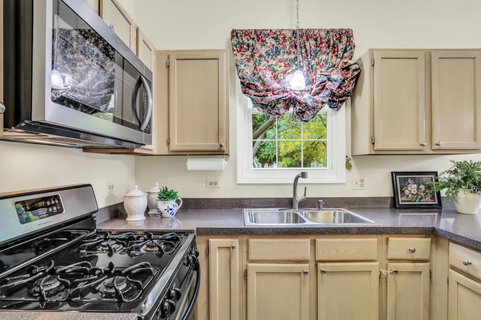 399 Banbury Lane IL