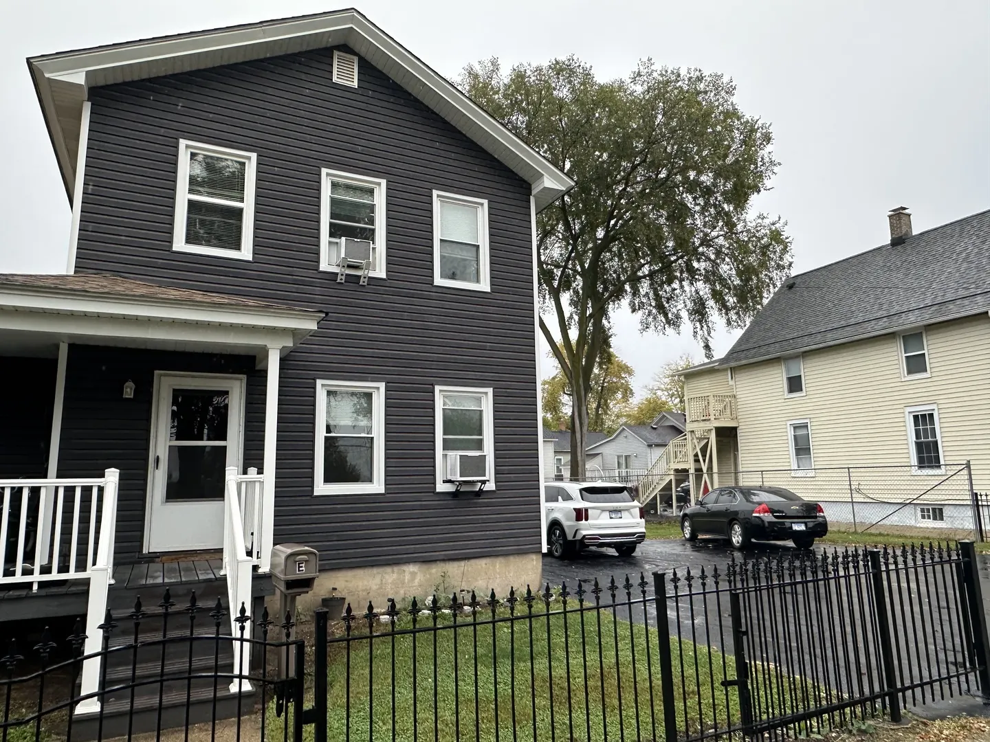 728 Kane Street Apt-B IL