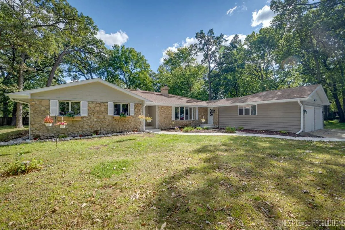 21547 S Nadia Drive IL