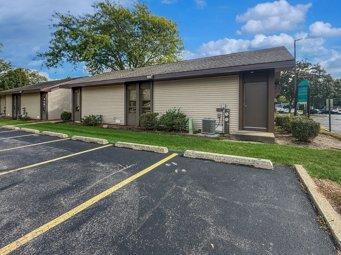 4306 W Crystal Lake Road A IL