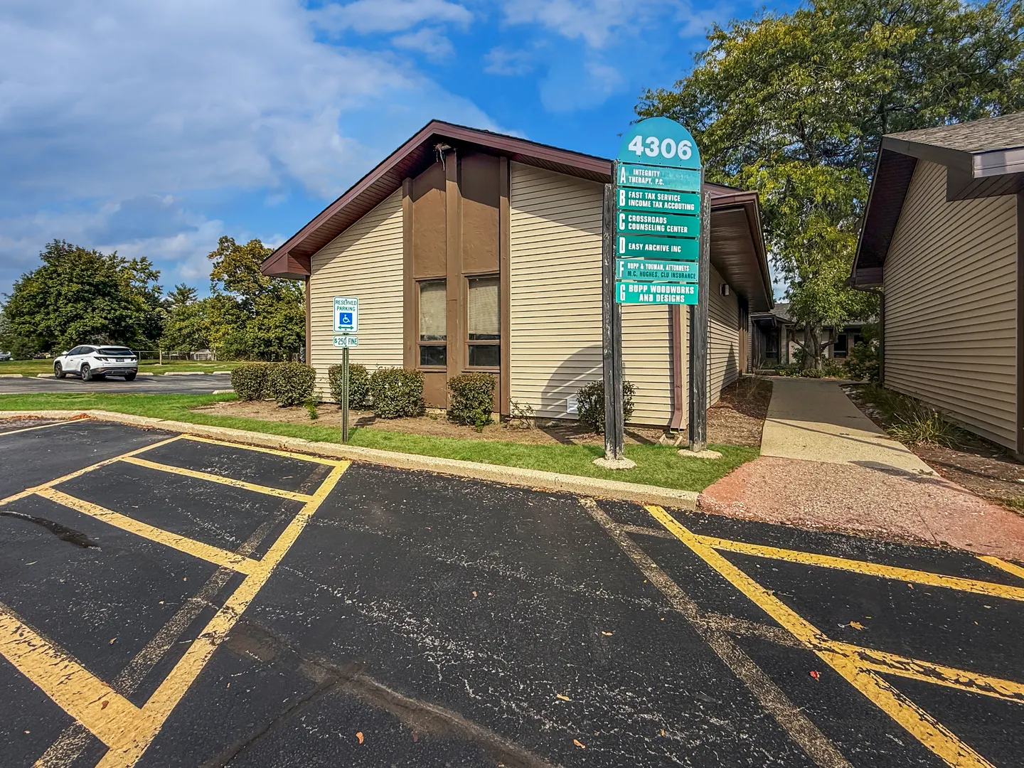 4306 W Crystal Lake Road A IL