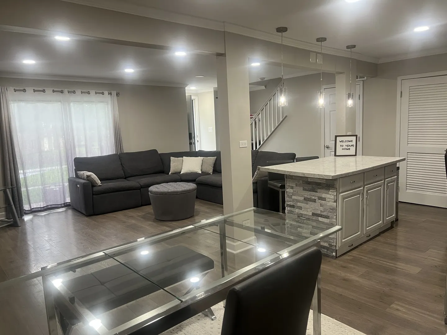 2110 Country Club Drive IL