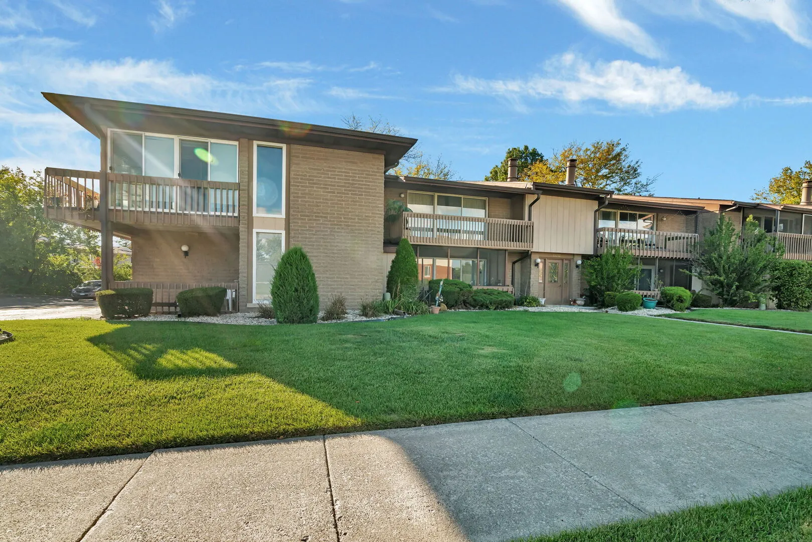 15712 86th Avenue 117 IL