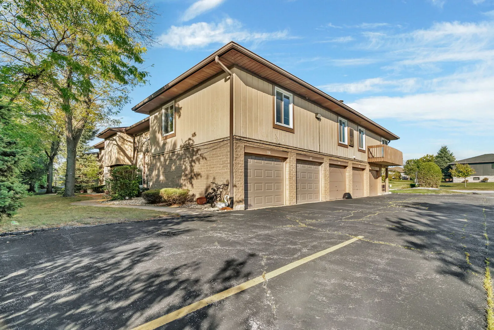 15712 86th Avenue 117 IL