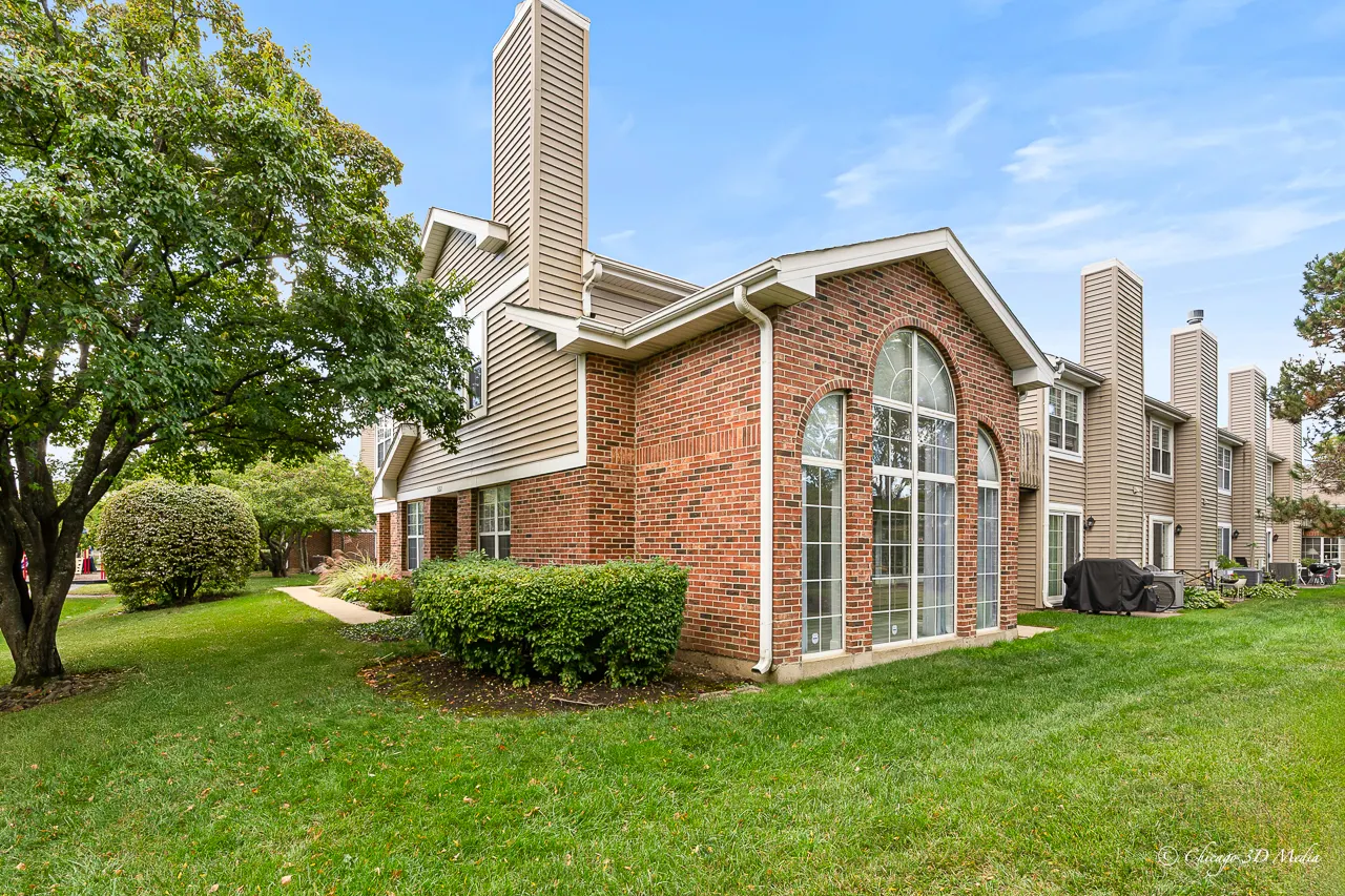 522 W Happfield Drive 13A IL