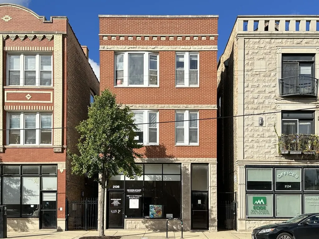 2136 W Chicago Avenue 2F IL