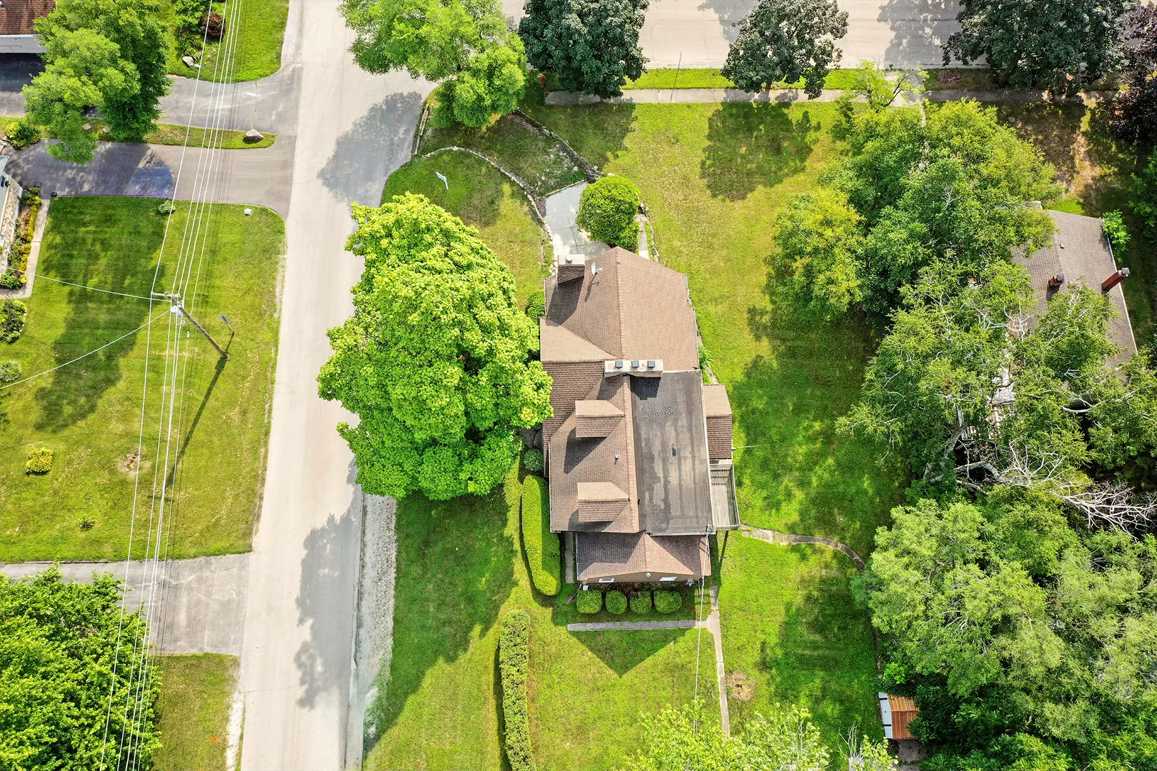2100 Edina Boulevard IL