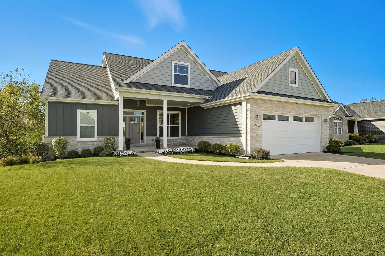 2438 Braeburn Place IN