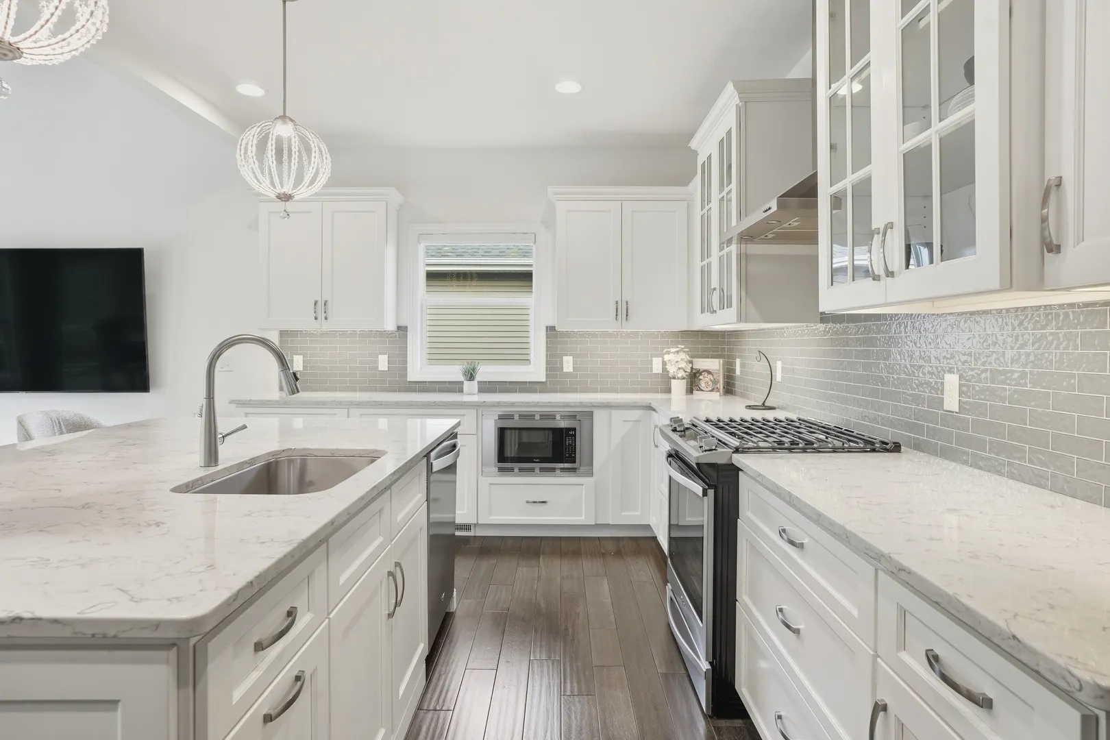 2438 Braeburn Place IN
