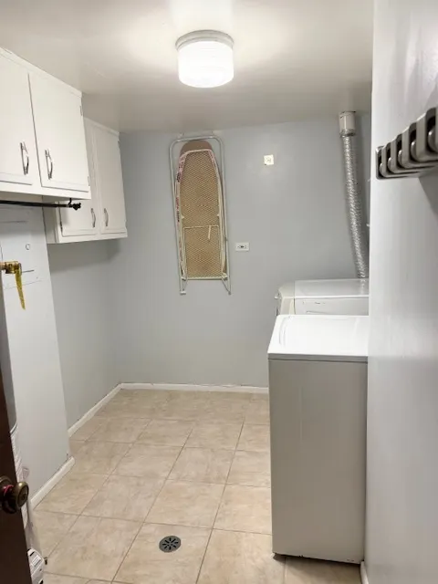8720 Mobile Avenue C IL