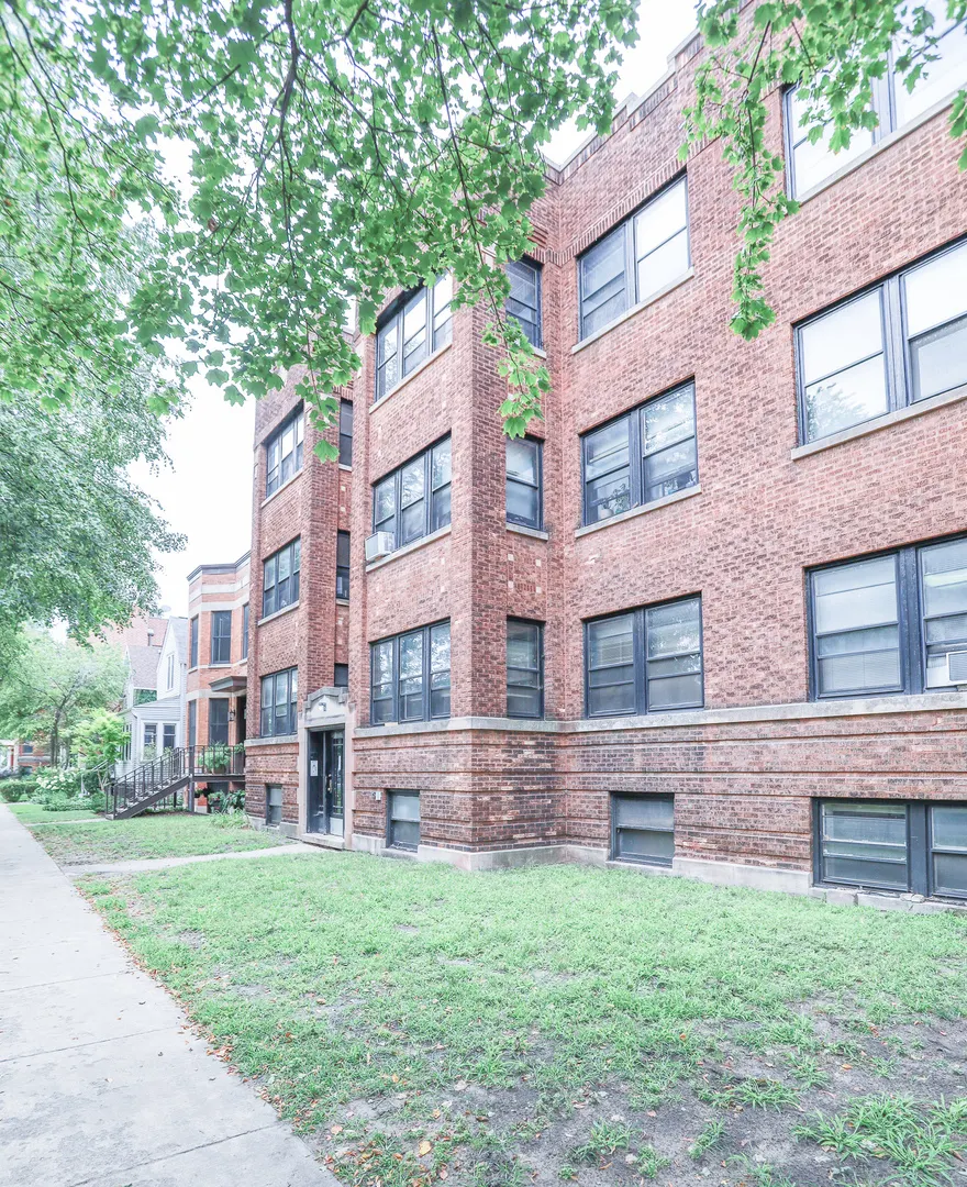 3454 N Bosworth Avenue 2 IL