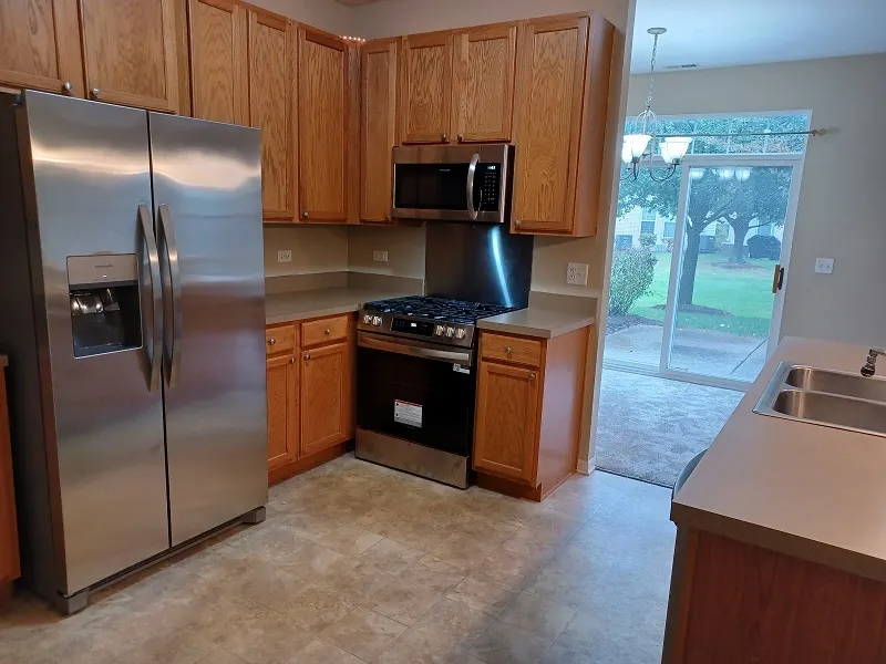 24333 Leski Lane IL