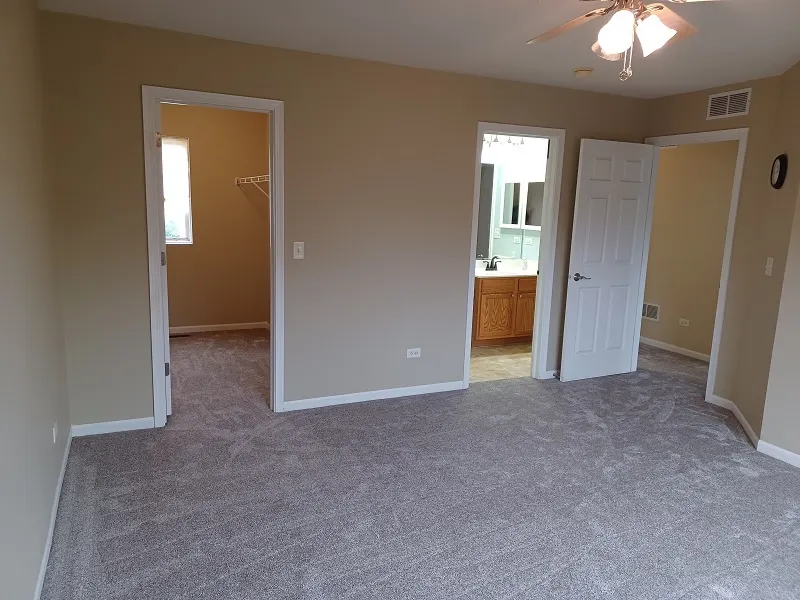 24333 Leski Lane IL