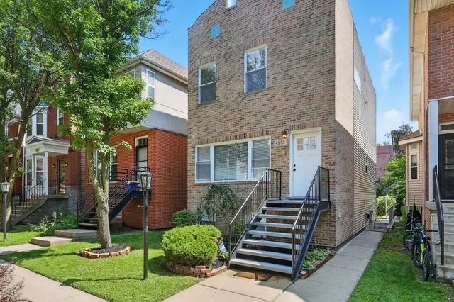 4055 S Ellis Avenue IL