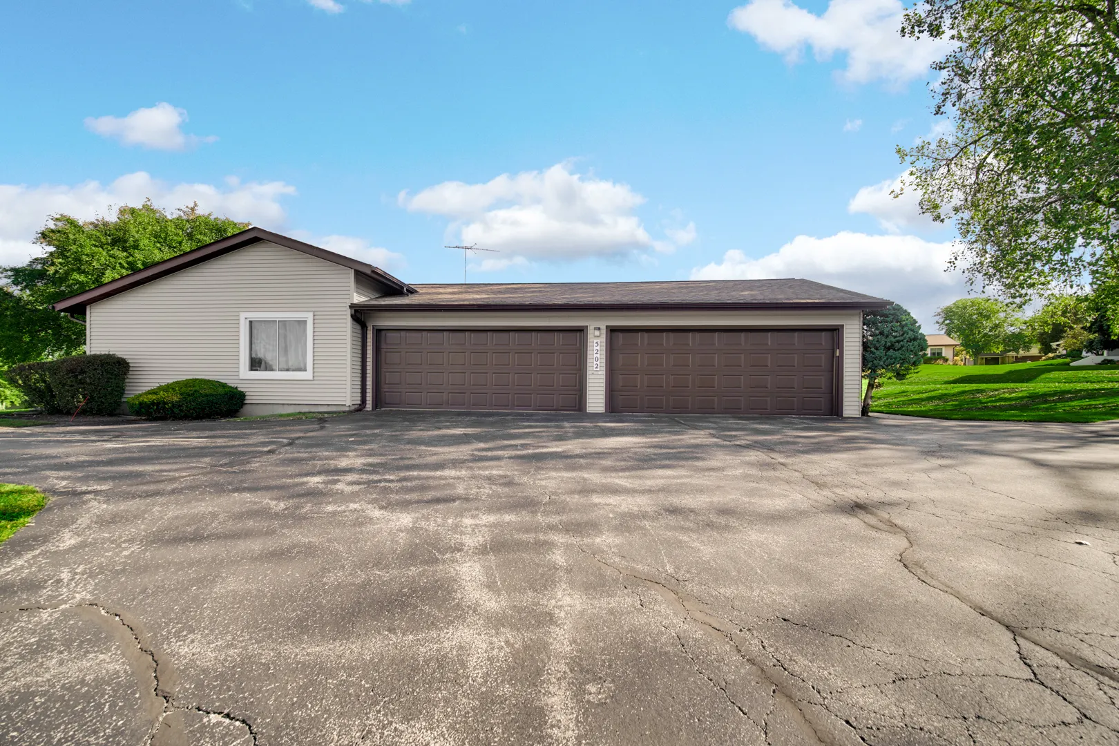 5202 Winslow Circle C IL