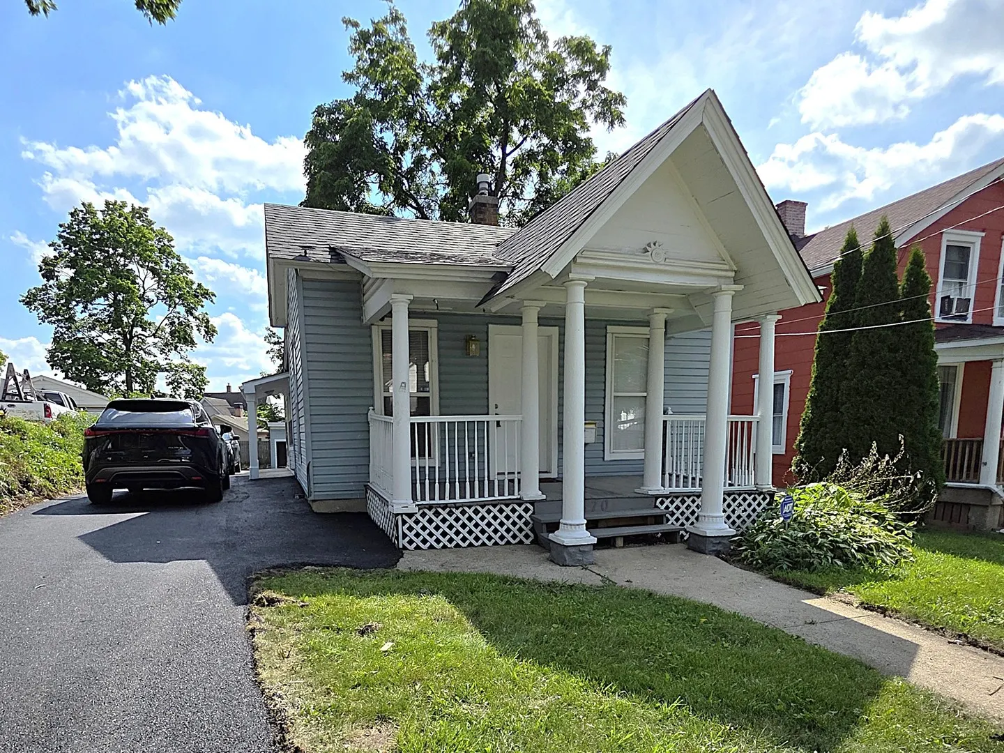 270 Villa Street IL