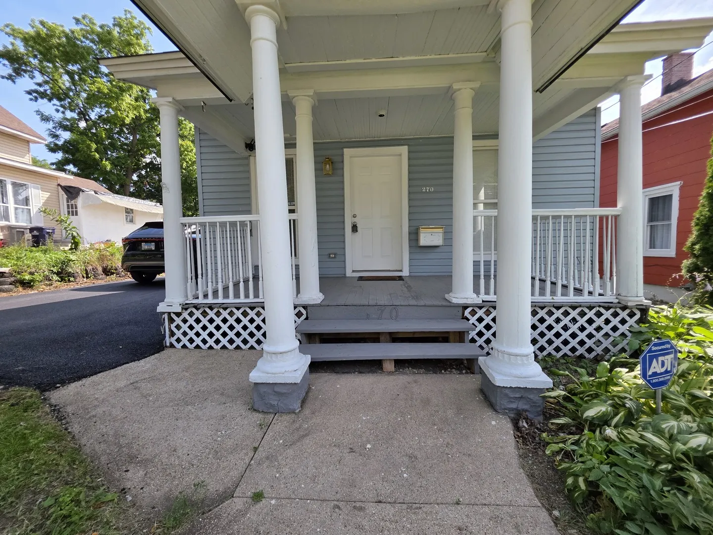 270 Villa Street IL