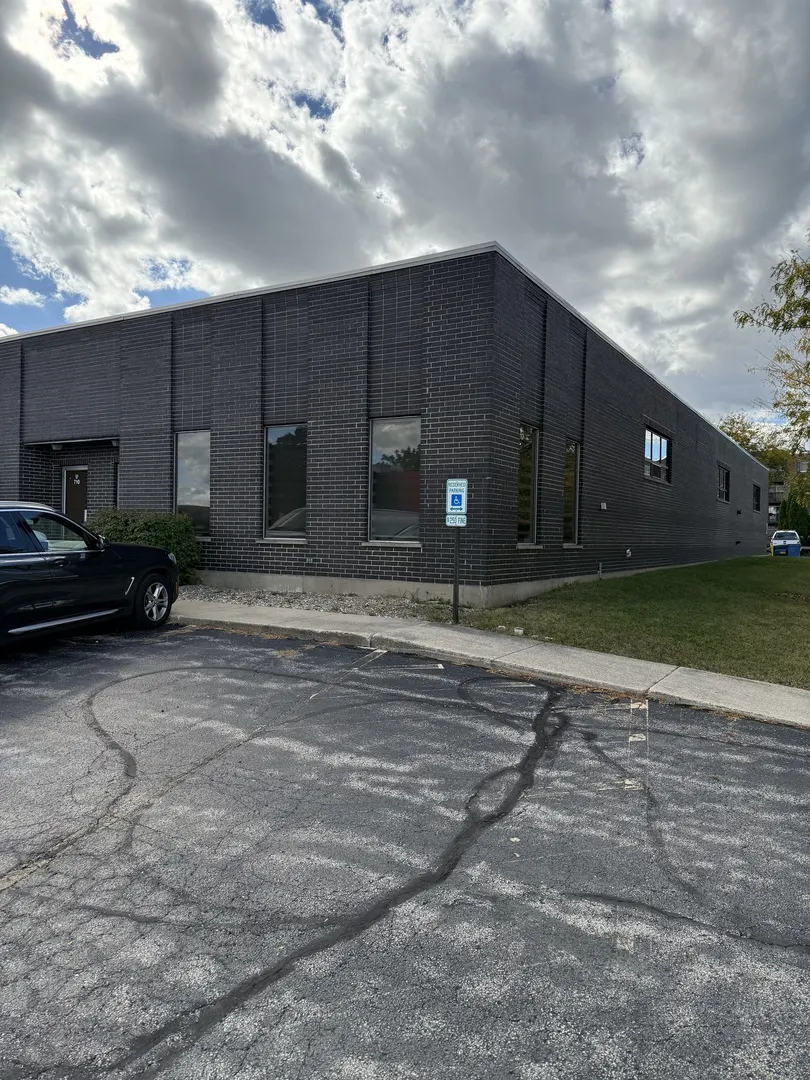 700 BONNIE Lane IL