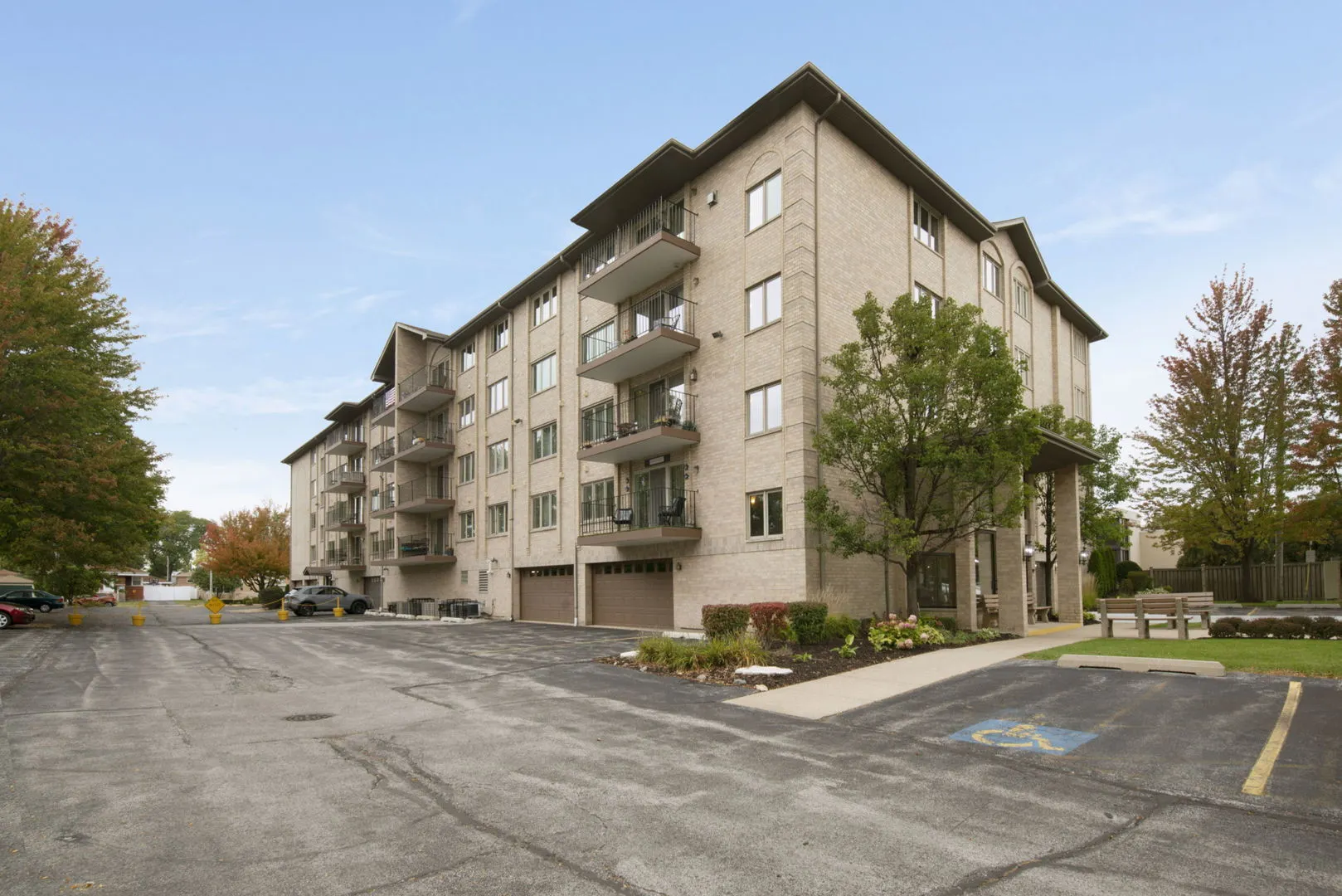 9510 S Kolmar Avenue 406 IL