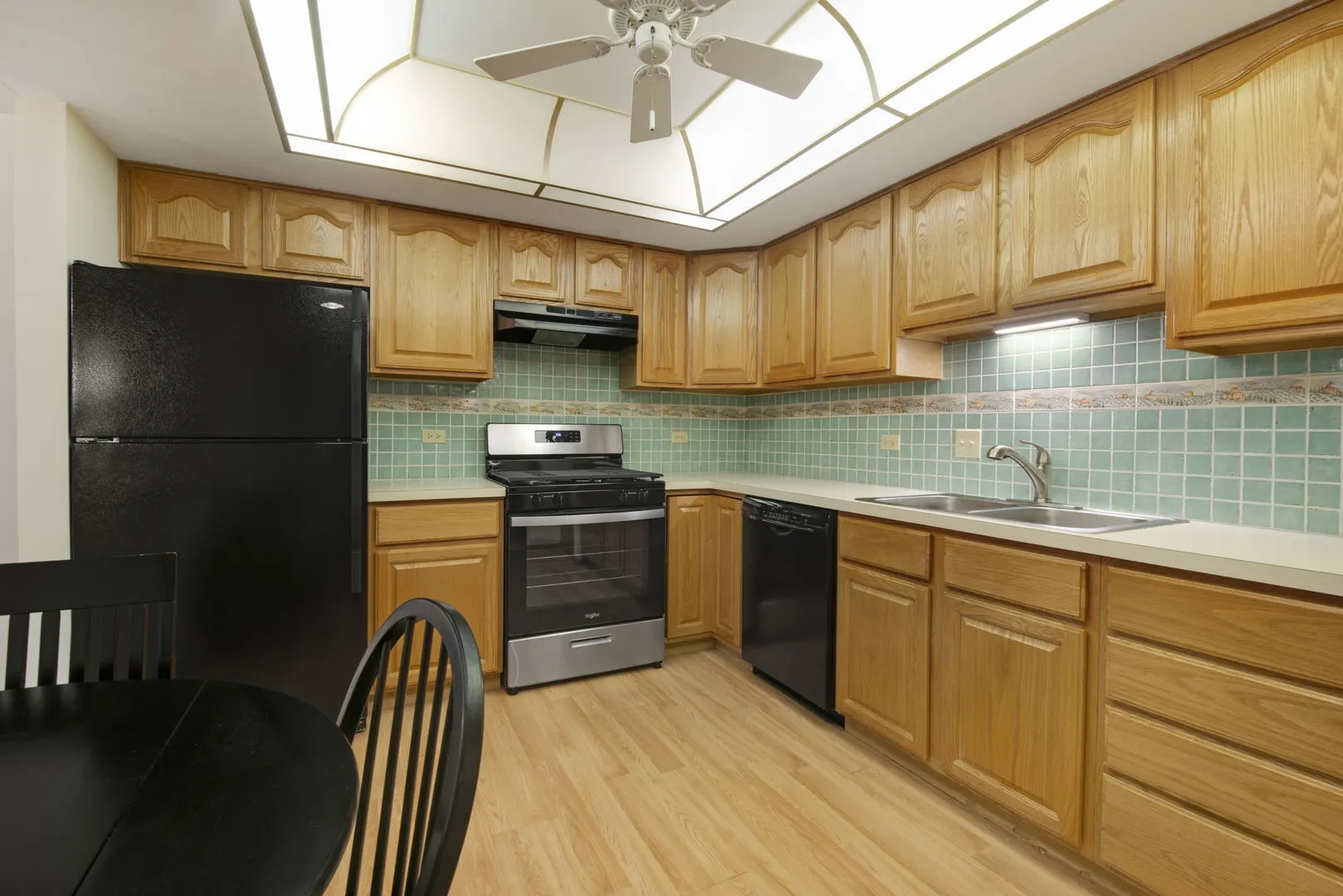 9510 S Kolmar Avenue 406 IL