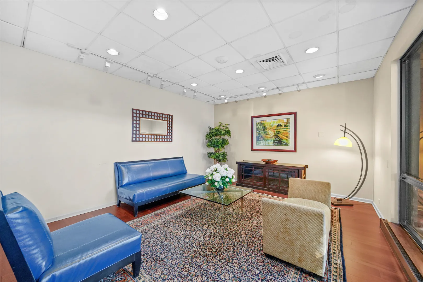 899 S Plymouth Court 1607 IL