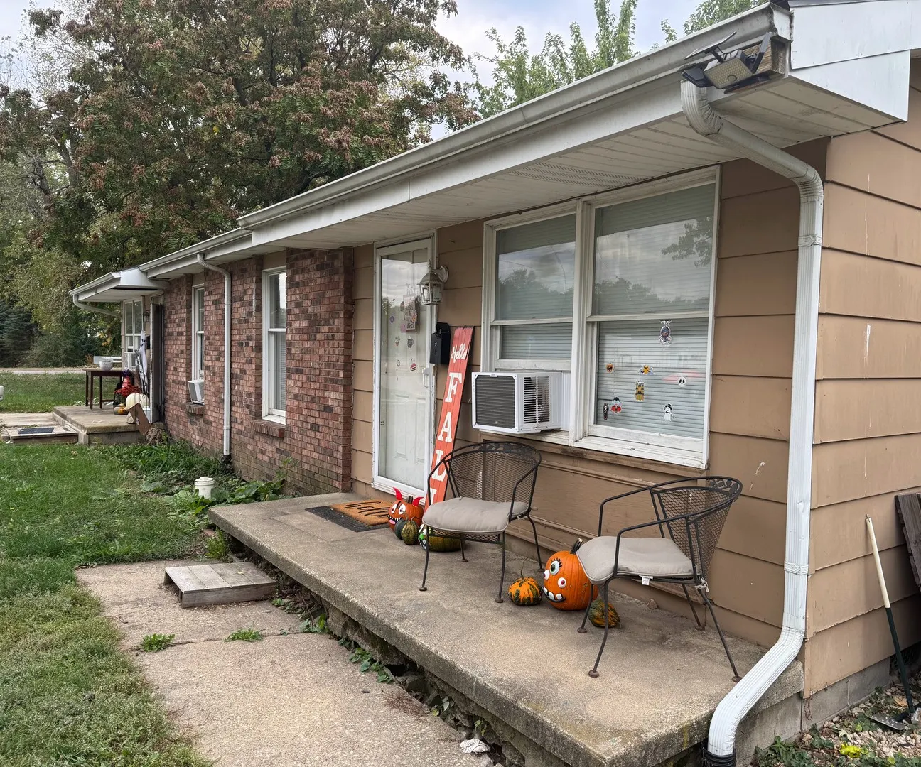 101 W Richardson Street IL