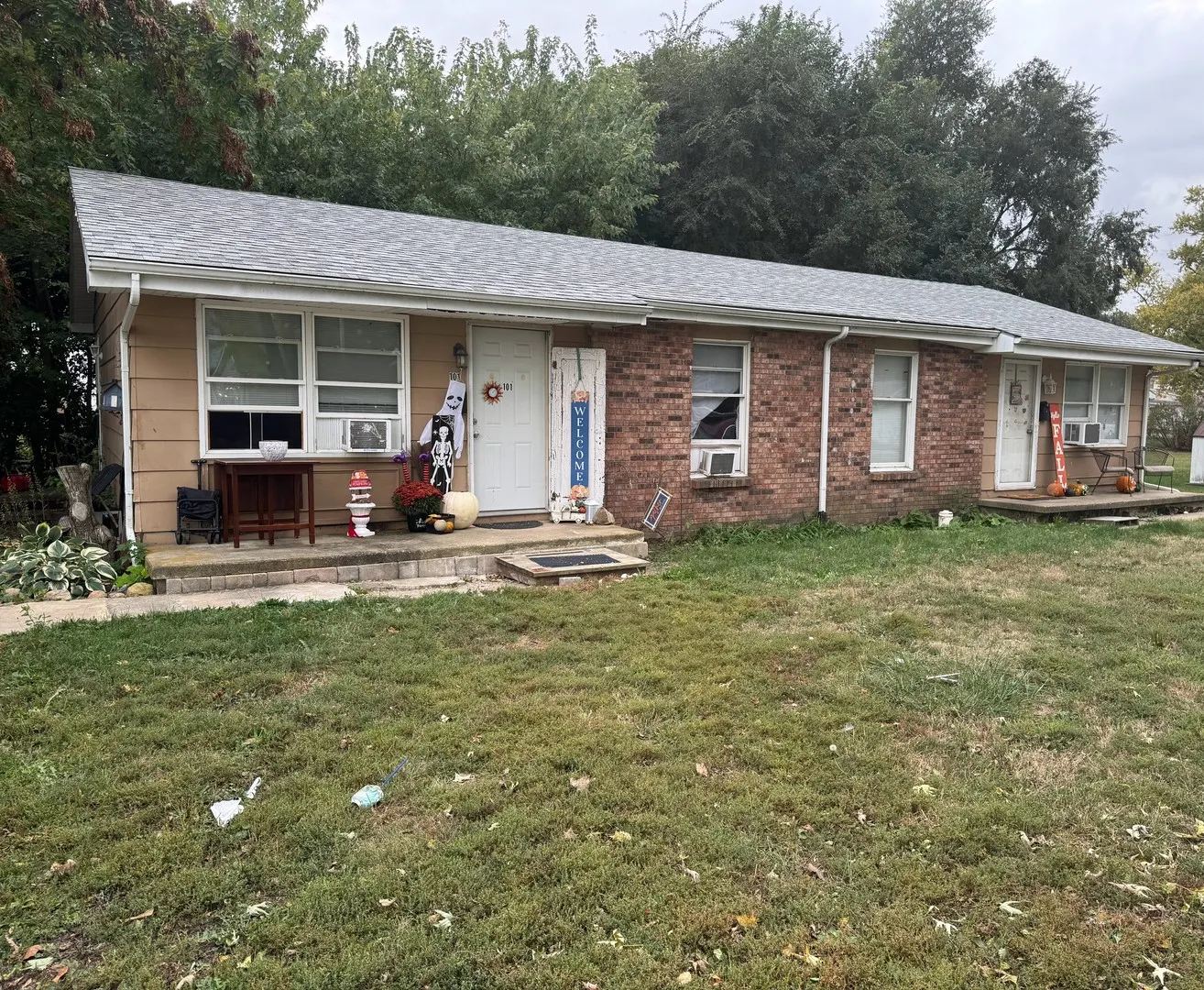 101 W Richardson Street IL