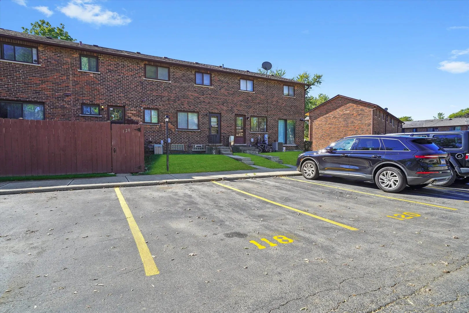 18W118 14th Street IL
