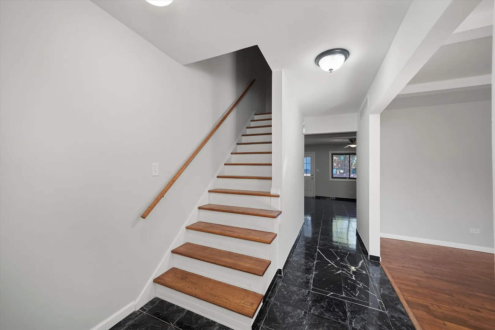 18W118 14th Street IL