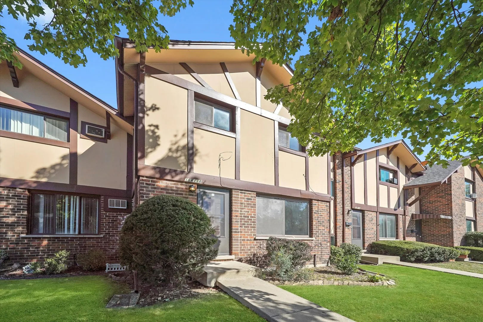18W118 14th Street IL