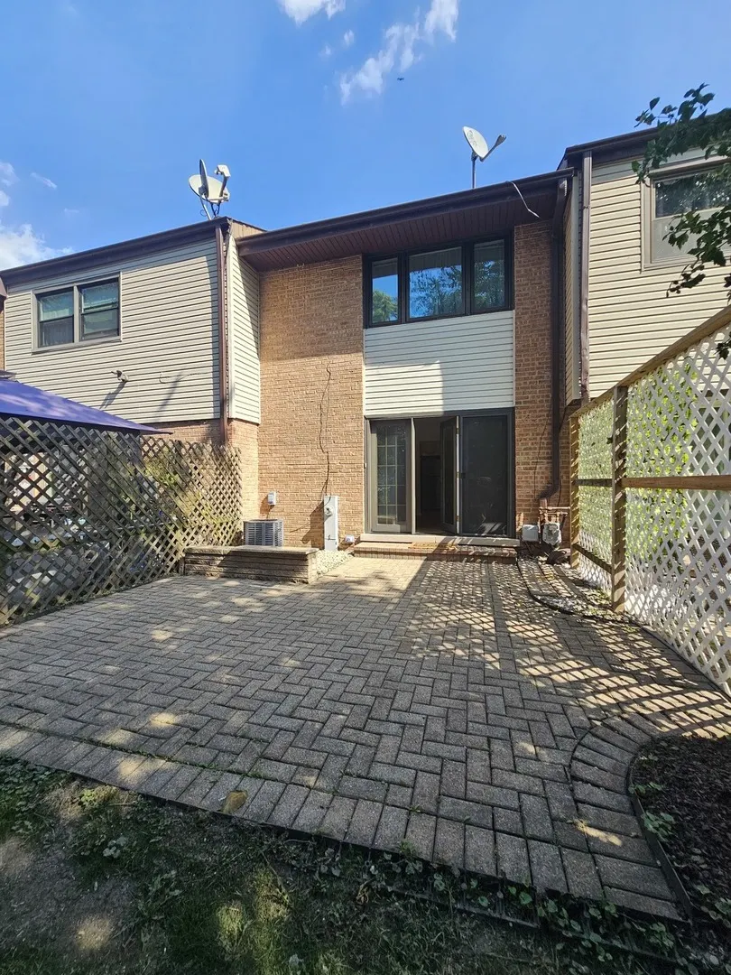 7666 S 88th Court IL