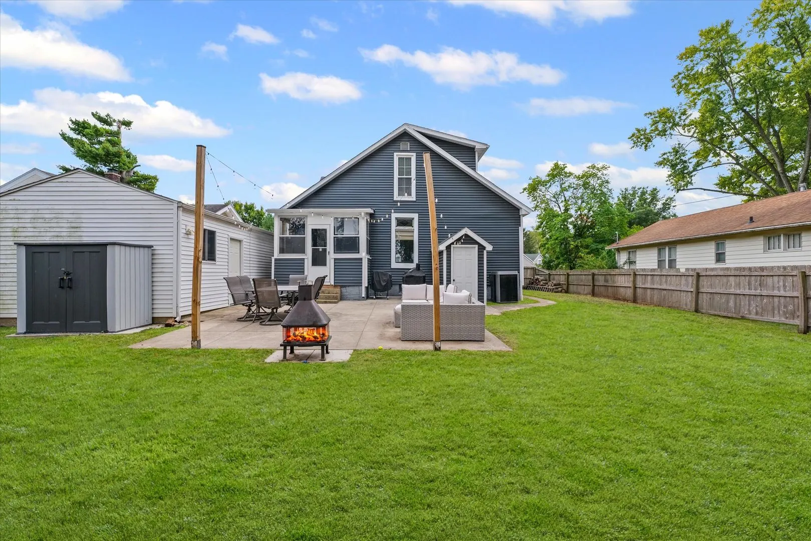108 W Church Street IL