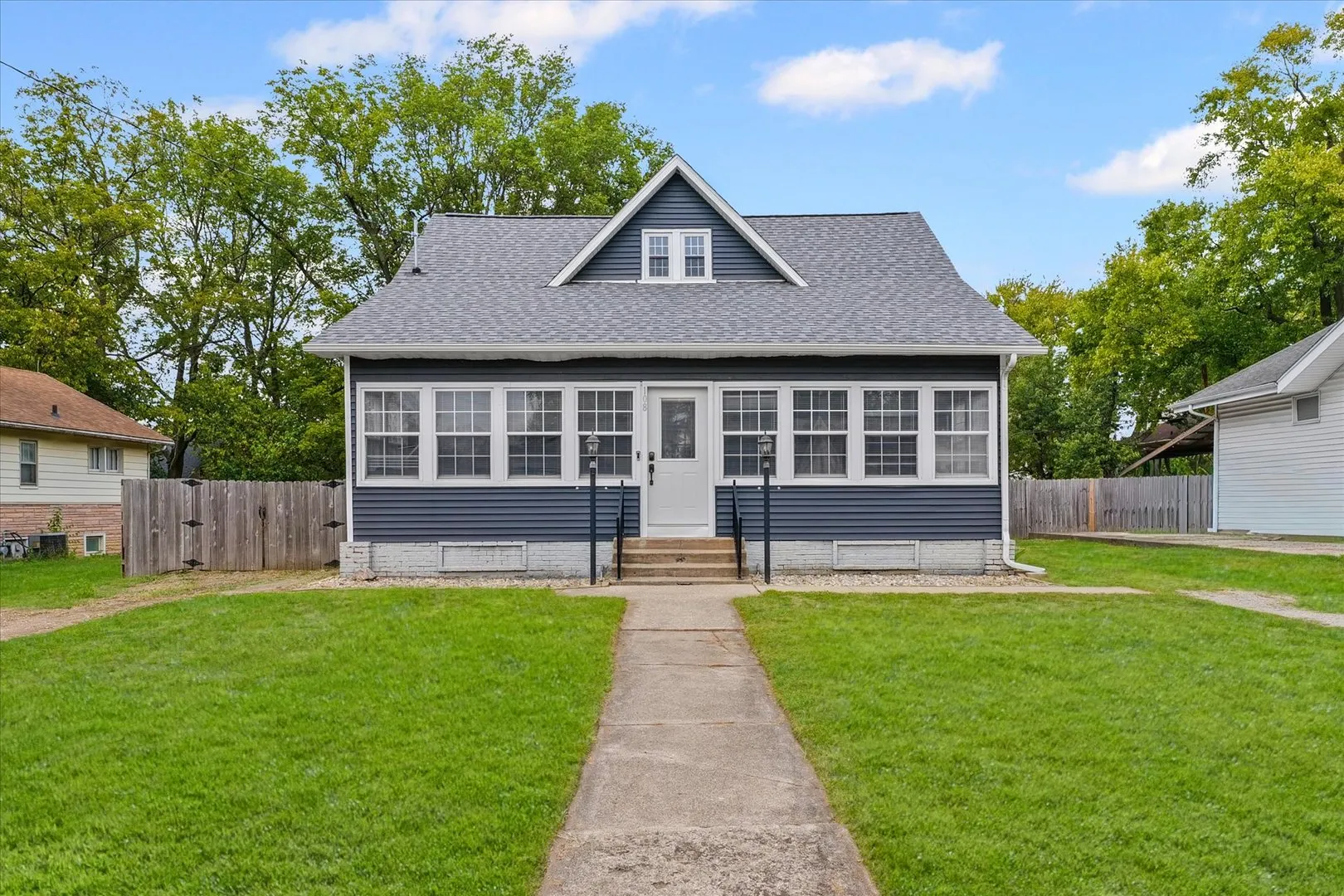 108 W Church Street IL