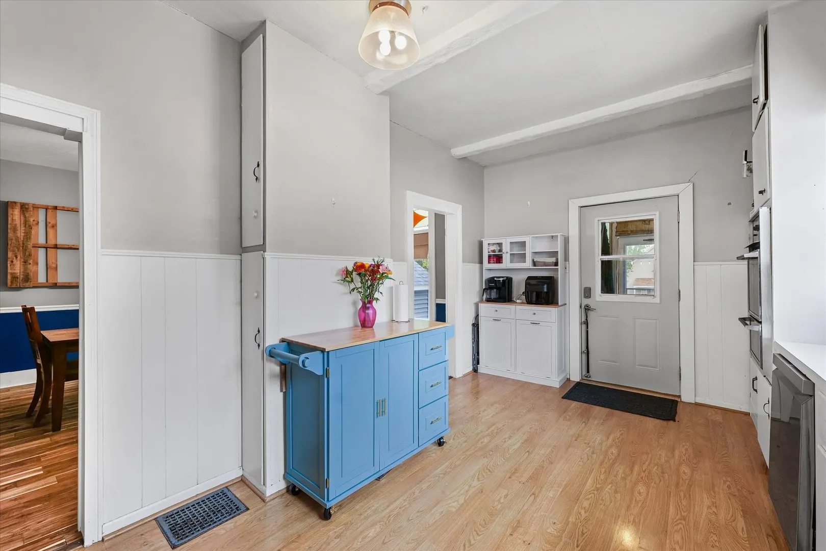 108 W Church Street IL