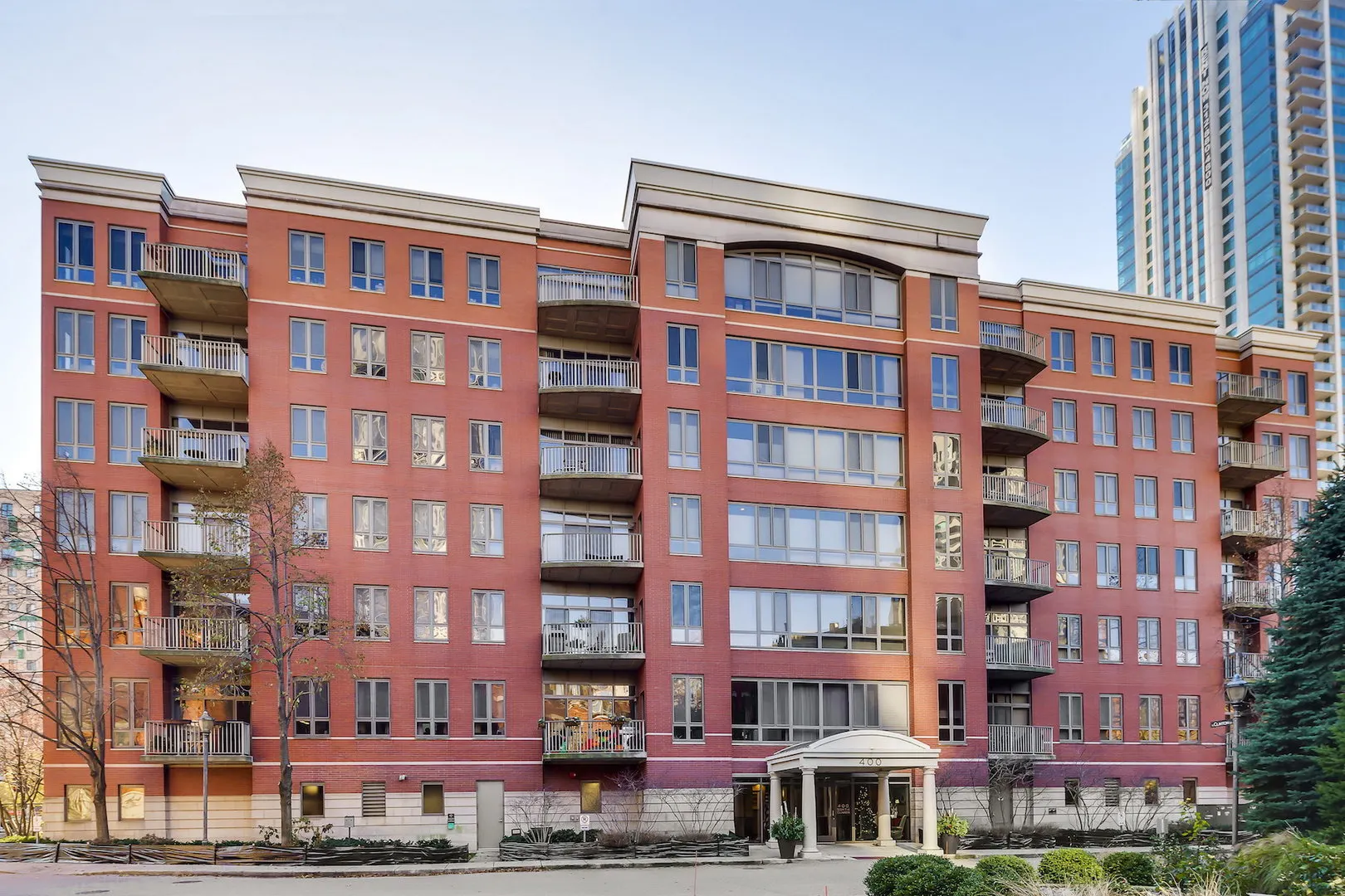 400 N Clinton Street 601 IL