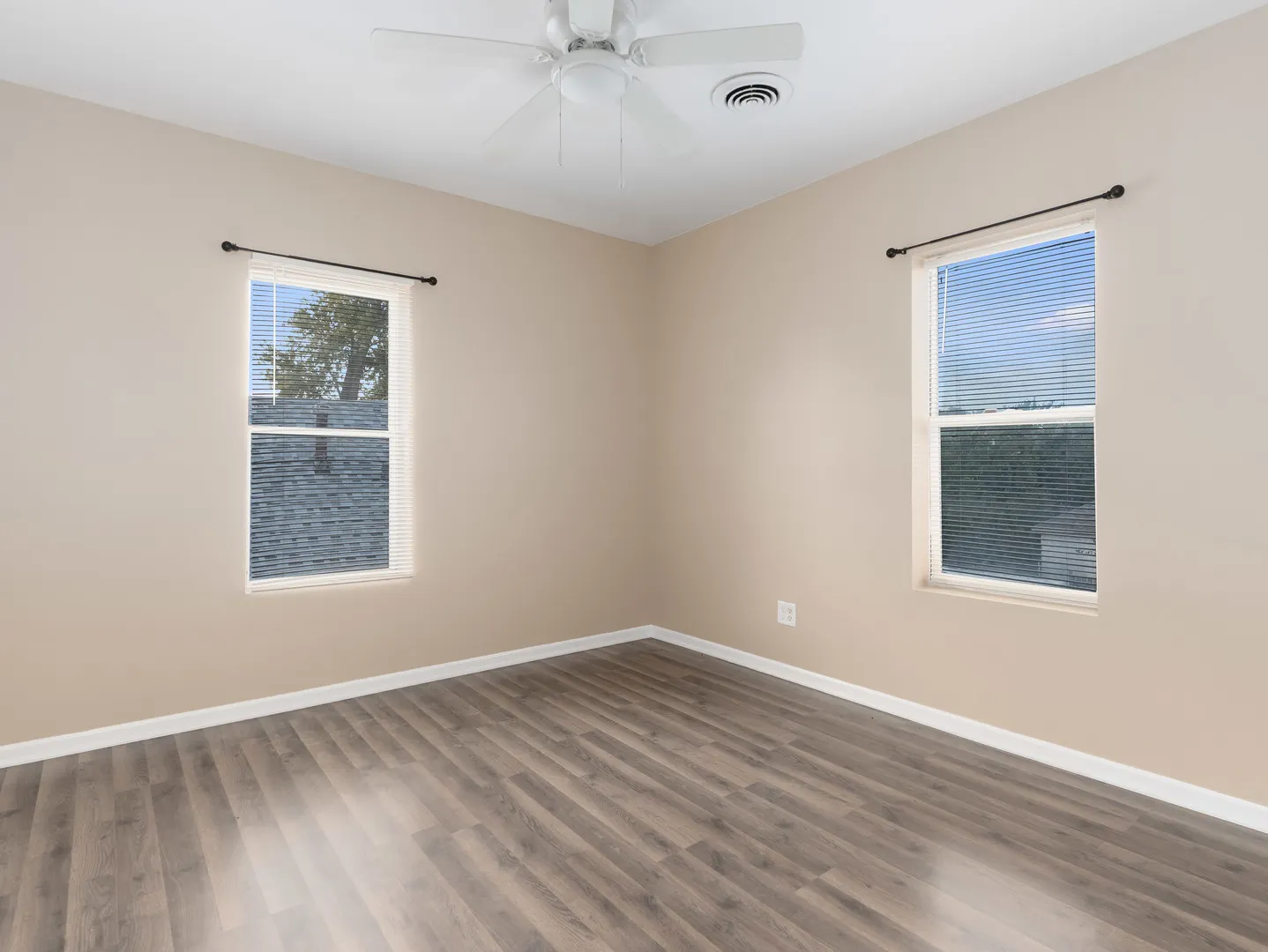 611 Jerome Avenue IL