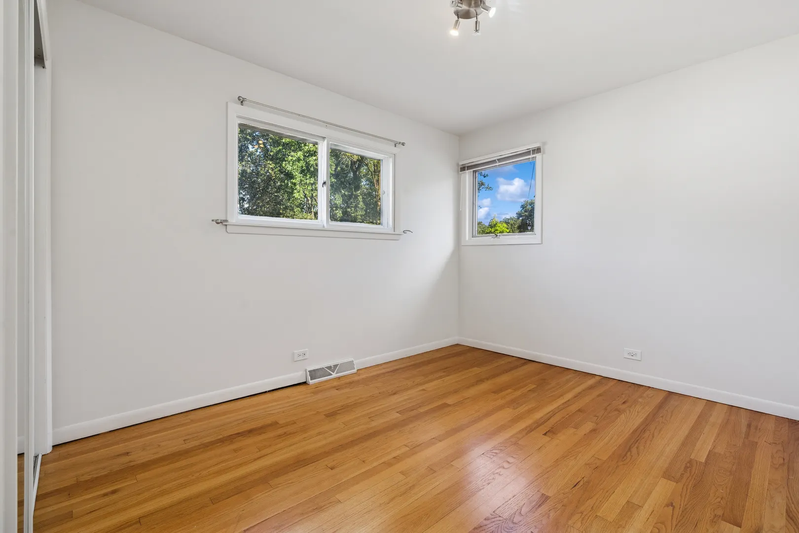 1037 Heatherfield Lane IL