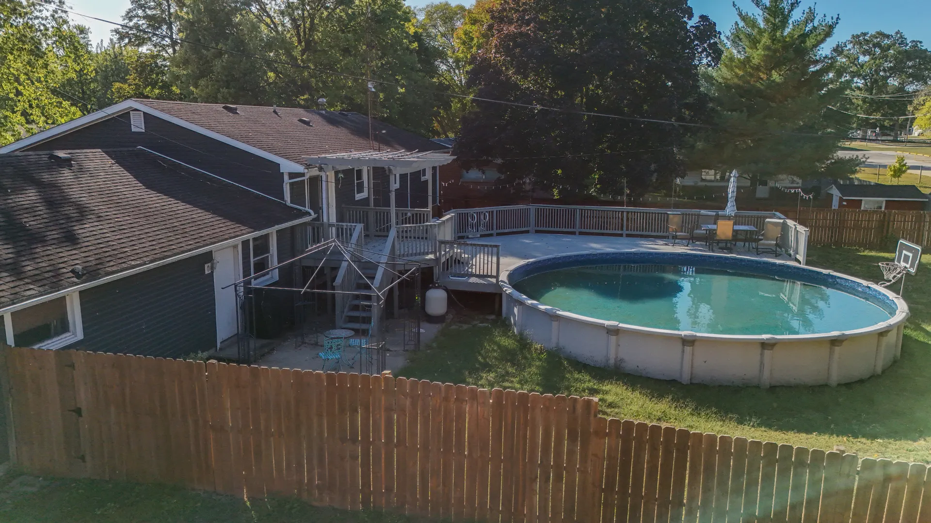 102 W Douglas Street IL