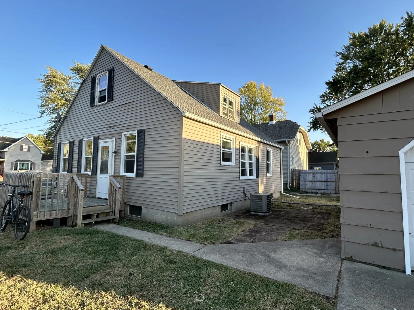 800 A Avenue IL