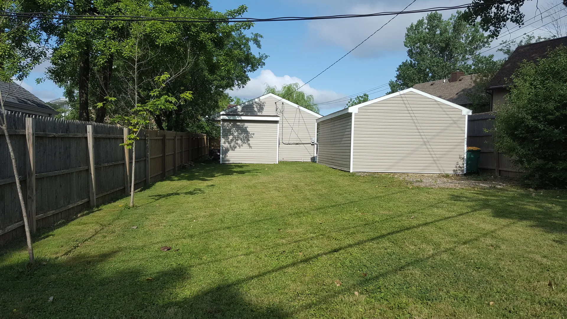 519 N Waukegan Road IL
