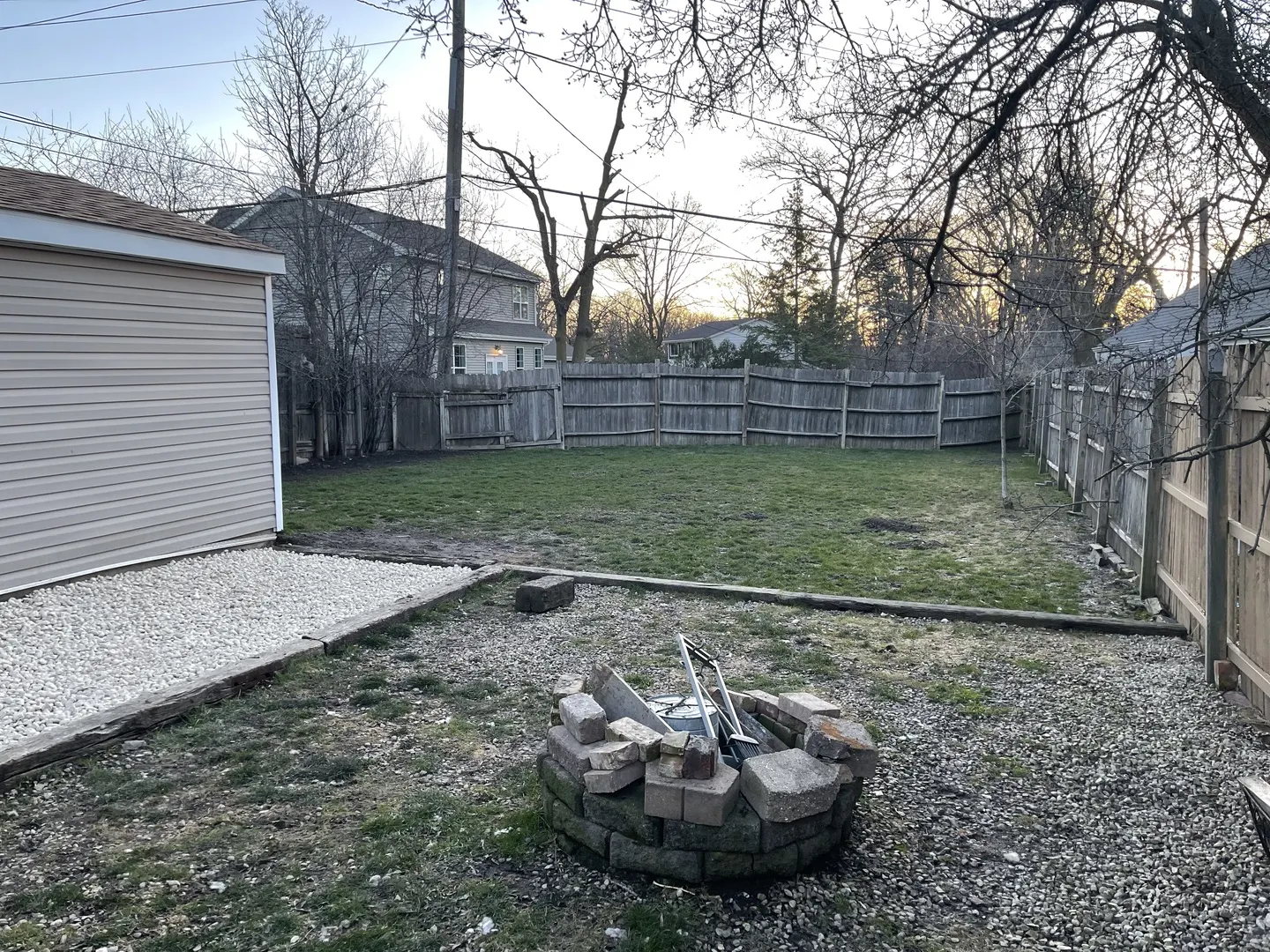 519 N Waukegan Road IL