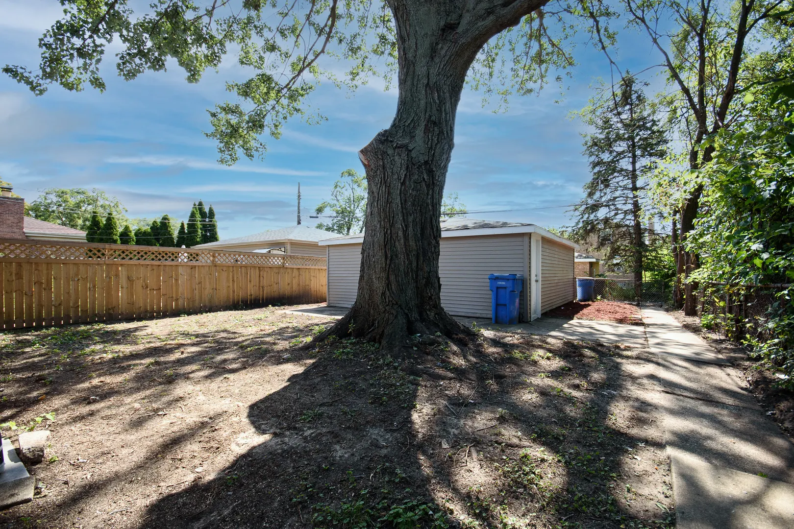 445 W 125th Street IL