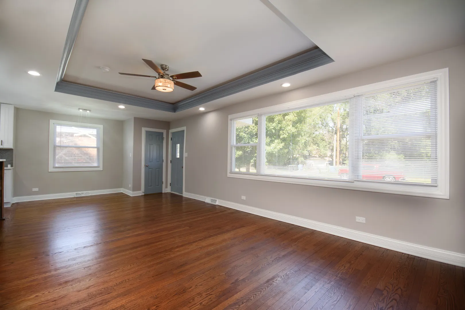445 W 125th Street IL