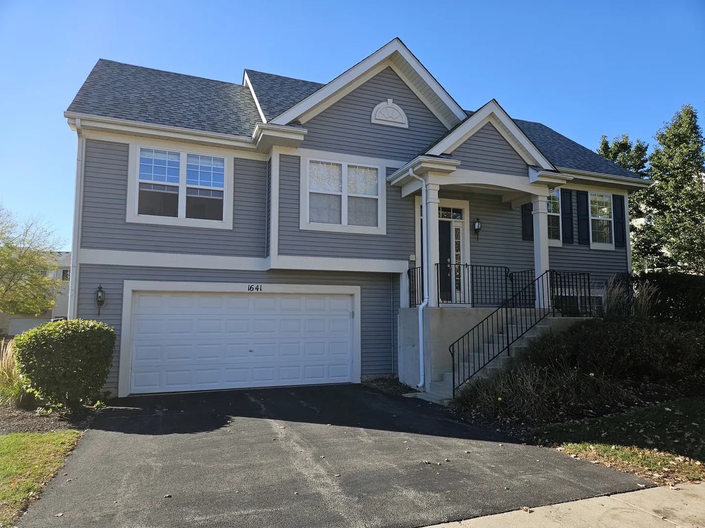 1641 Sandcastle Lane IL