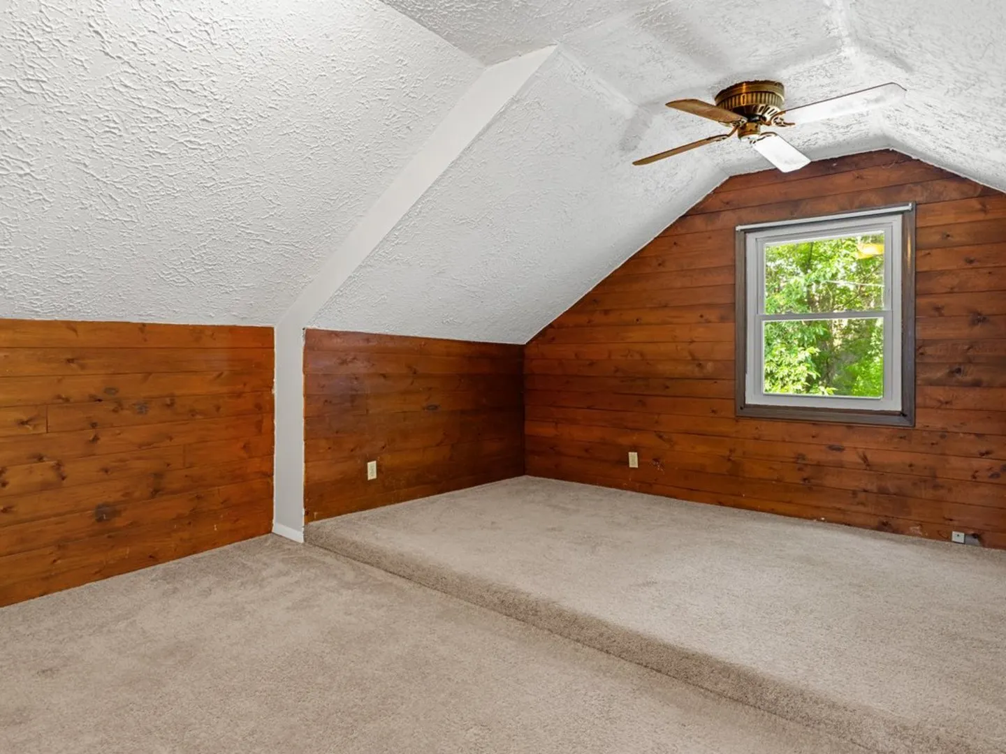 1006 Pine Street IL